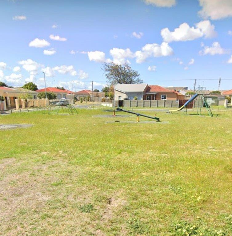 2 Bedroom Property for Sale in Ruyterwacht Western Cape